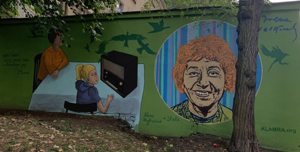 Upamiętni Irenę Kwiatkowską Nowy mural na Woli Aktualności Radio